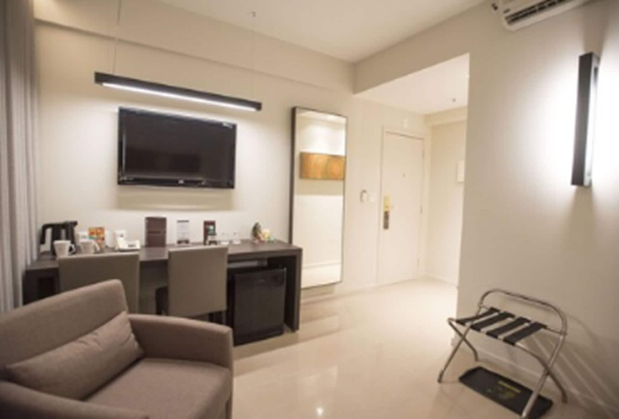 בלו הוריזונטה Royal Boutique Savassi Hotel מראה חיצוני תמונה A room at the hotel