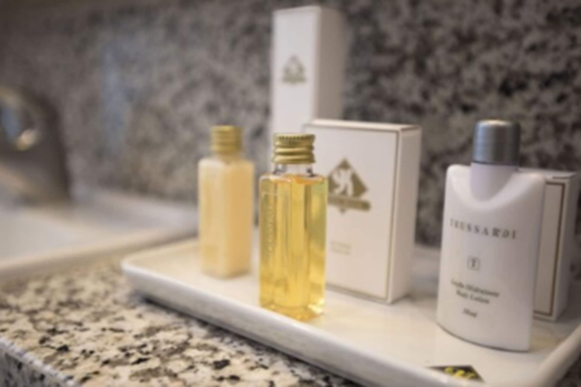 בלו הוריזונטה Royal Boutique Savassi Hotel מראה חיצוני תמונה A selection of amenities by the company