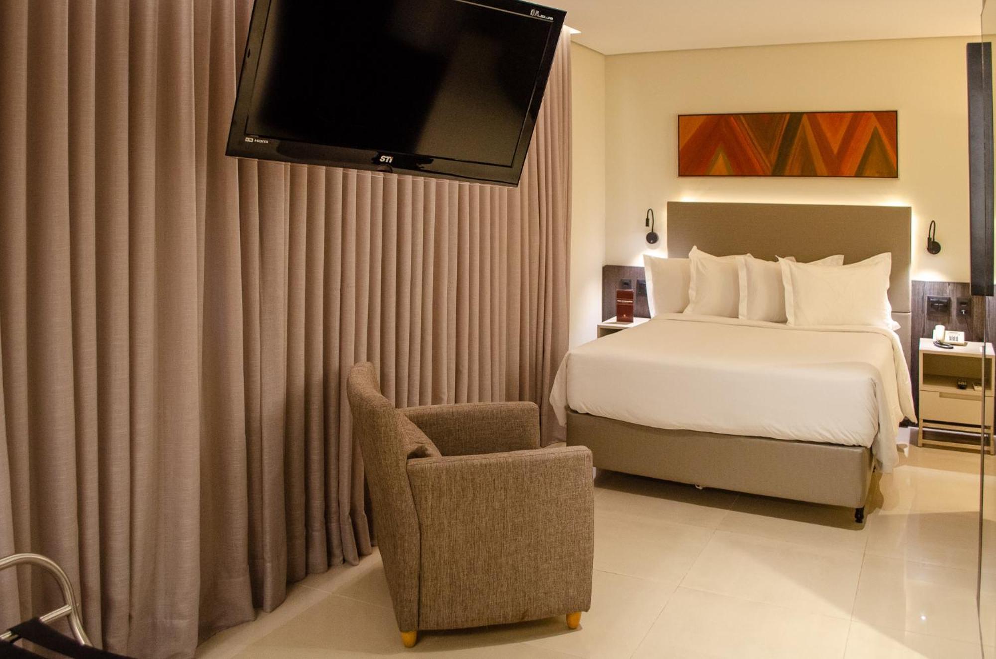 בלו הוריזונטה Royal Boutique Savassi Hotel מראה חיצוני תמונה A room at the hotel
