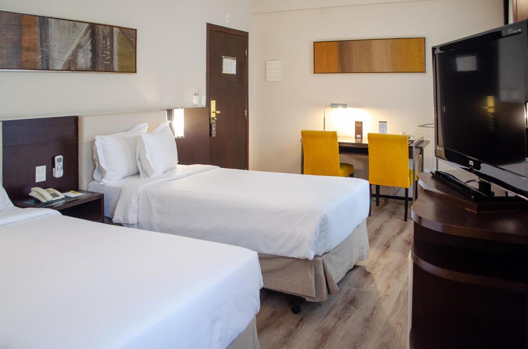 בלו הוריזונטה Royal Boutique Savassi Hotel מראה חיצוני תמונה A typical room at the hotel